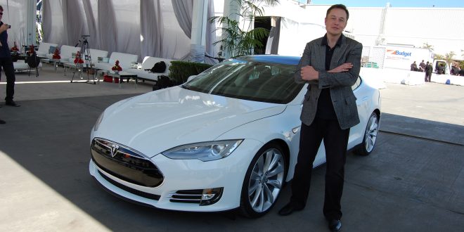 driverless car Elon_Musk,_Tesla_