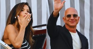 jeff bezos or lowren sachet