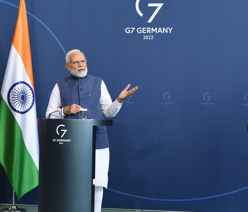 g7